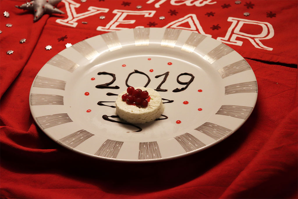 foto del piatto 2019 con semifreddo al lime e menta e rices rossi