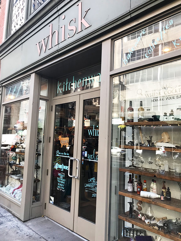 foto della facciata del negozio whisk a New York