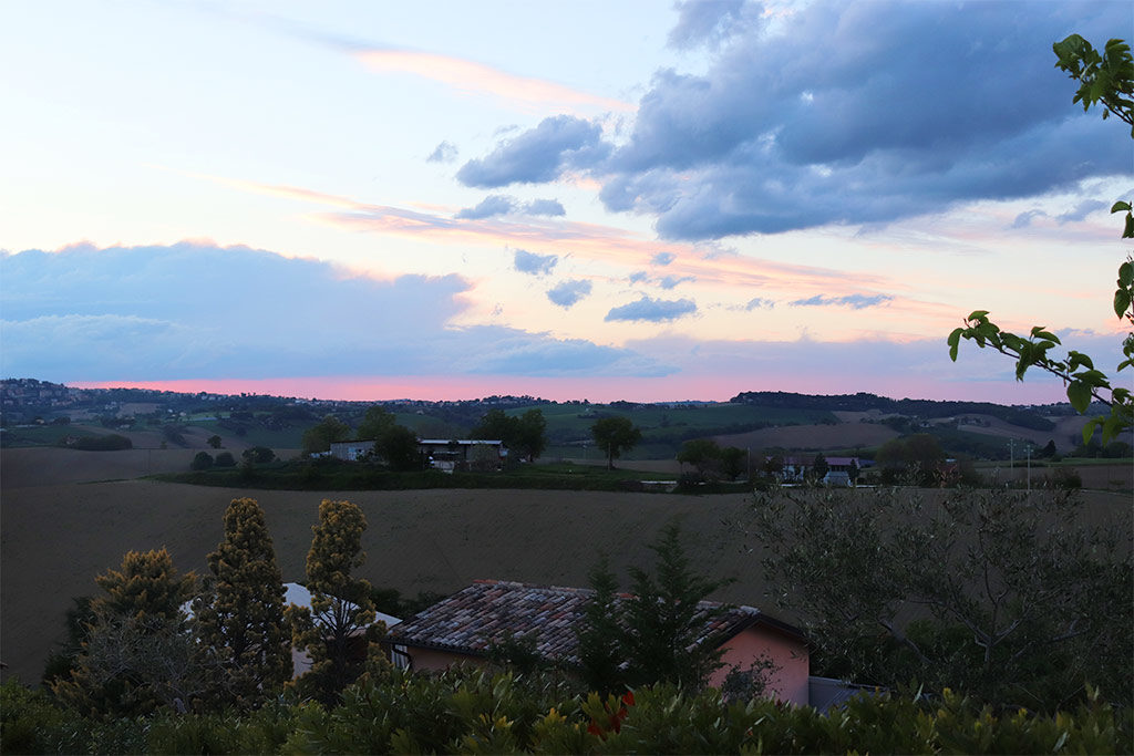 foto del panorama sulle colline del relais il margarito